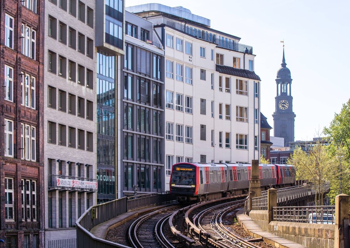 Hamburg U3 RÃ¶dingsmarkt..jpg