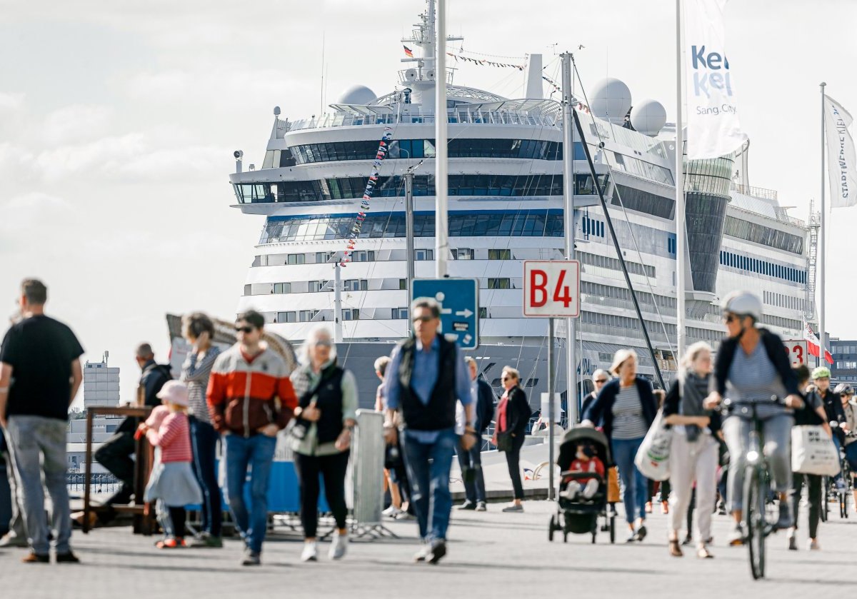 Aida Cruises Kreuzfahrt Urlaub Marketing Alexander Ewig Rostock Preise Kosten Reise Wintersaison