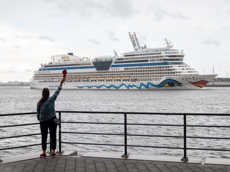 Aida-Schiff Hamburg Urlaub hafen Kanaren Aidamar Kreuzfahrtschiff Sonne Norwegen