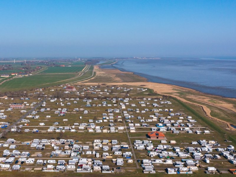 Camping Nordsee Neuharlingersiel Urlauber Wohnwagen Wohnmobil Reisen Campingplatz NDR