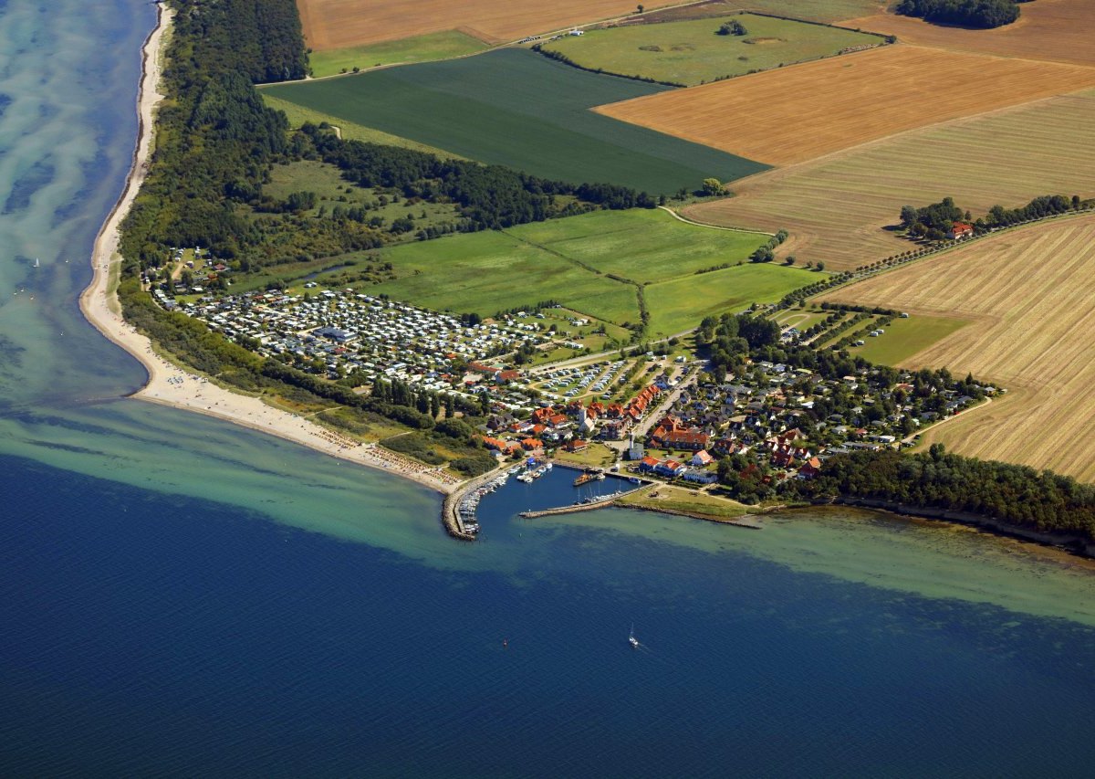 Camping an der Ostsee Urlauber Campingplätze ADAC Facebook Stellplatz Wohnmobil Parkplatz Ferien Campervan