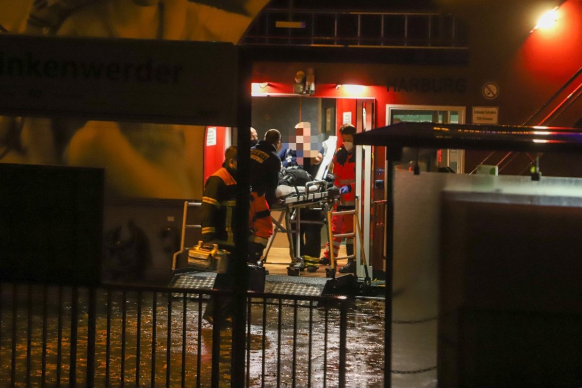 Elbe Fähre Harburg Finkenwerder 62 Feuerwehr