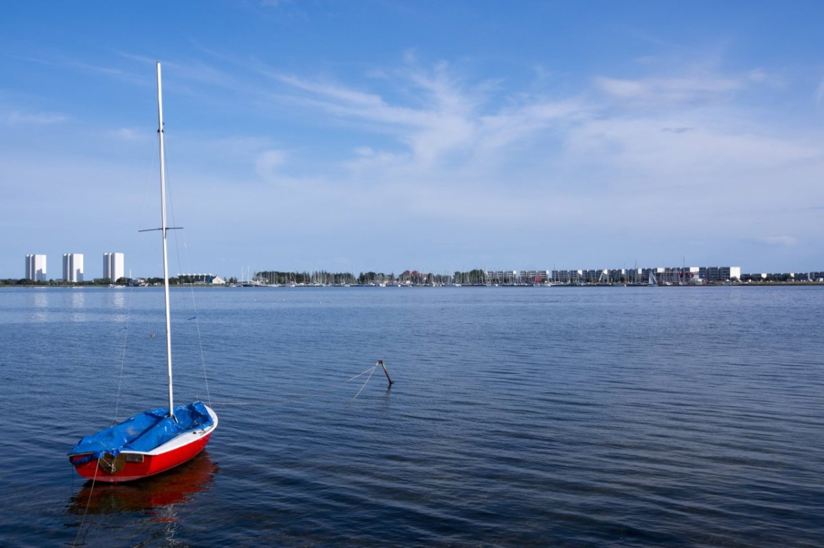 Fehmarn Burgtiefe Yachthafen.jpg