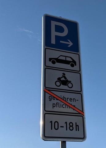 Dieses Schild auf der Insel sorgt für ordentlich Verwirrung.