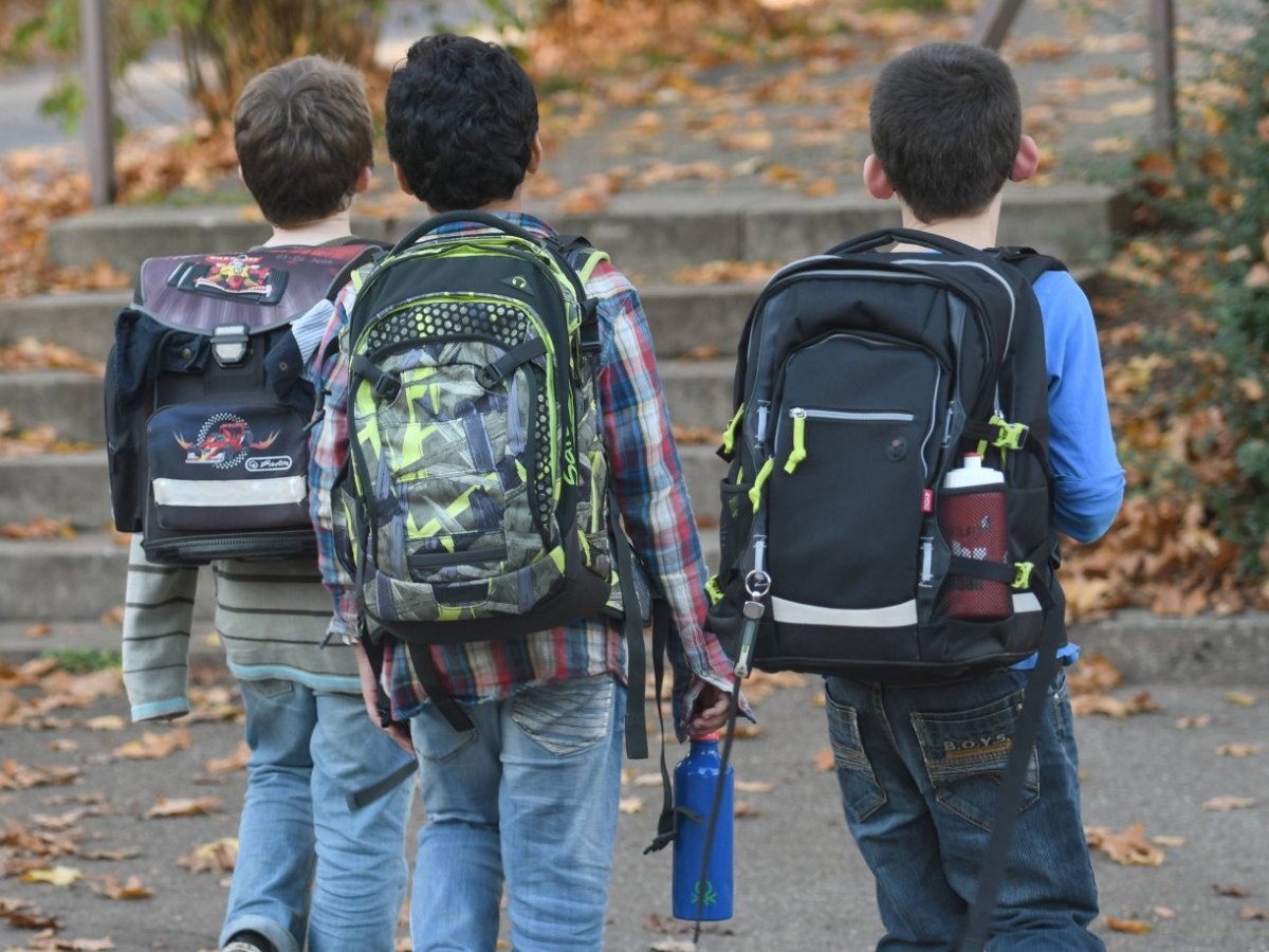 Ferien Niedersachsen Rotenburg Grundschüler.jpg