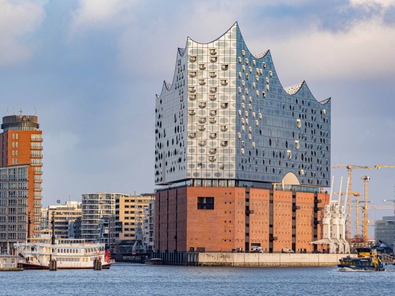 Hamburg Hafen Kreuzfahrt.jpg