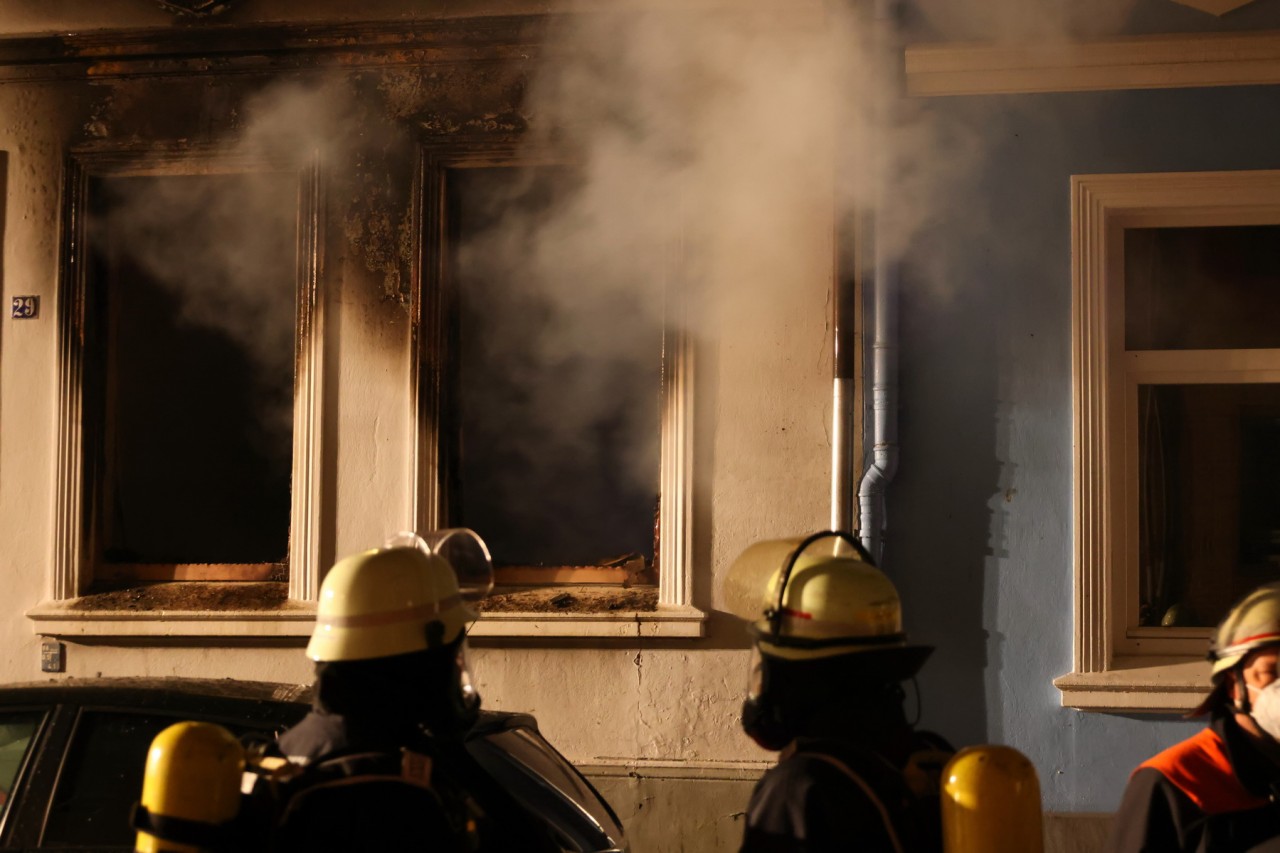 Zwei Menschen starben bei einem Brand in Hamburg-Harbug. 