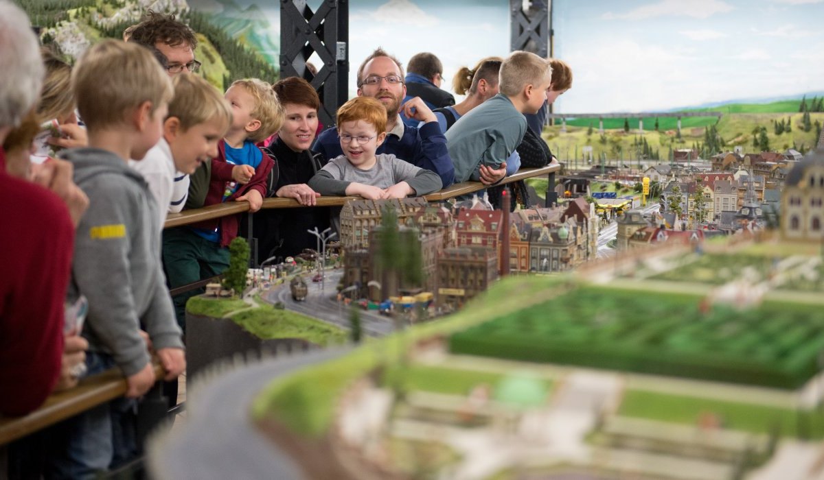 Hamburg Miniatur Wunderland 20-jähriges Jubiläum Modelleisenbahn Monaco Rennstrecke Tickets Besuch Eintritt