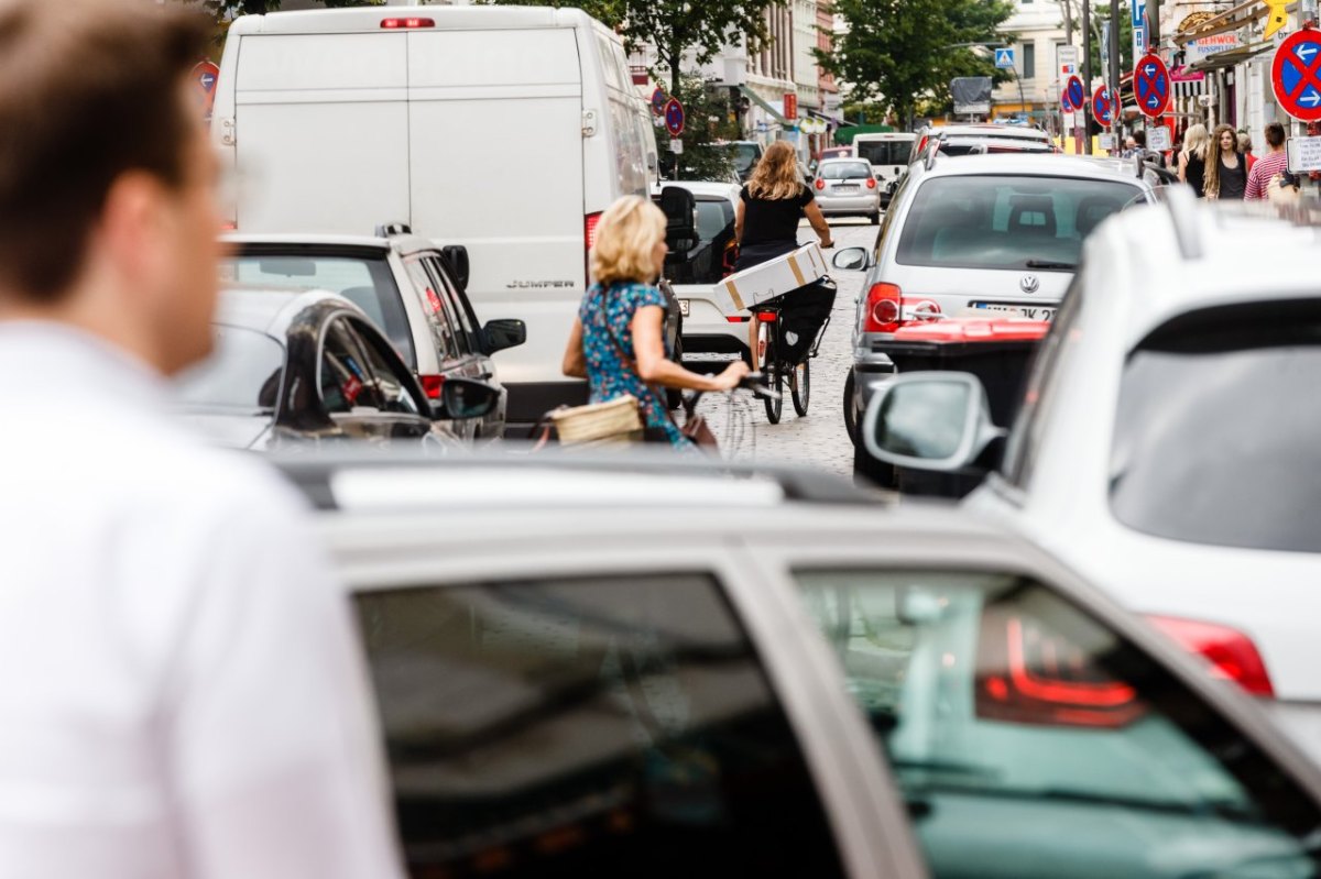 Hamburg NDR Autos Verkehrsversuch Ottensen Altona Bürgerbeteiligung Autoverkehr Volksdorf Jungfernstieg