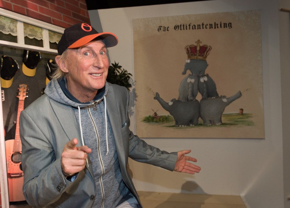 Hamburg Otto Waalkes Kunst Malerei Ottifant Udo Lindenberg Ostfriesland Komiker