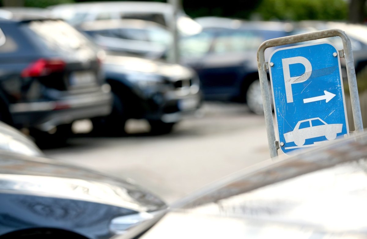 Hamburg Parken Senat Koalition CDU Grüne Verkehr Parkplatz