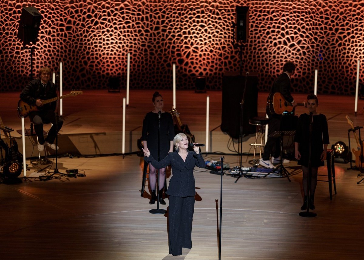 Ina MÃ¼ller Inas Nacht Elbphilharmonie Konzert Akustik Saal Johannes Oerding Konzert