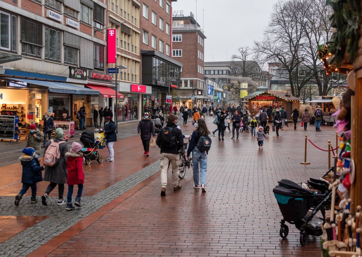 Kiel Ellerbek Wellingsorf Schwanenseepark Weihnachtsmänner Motorrad