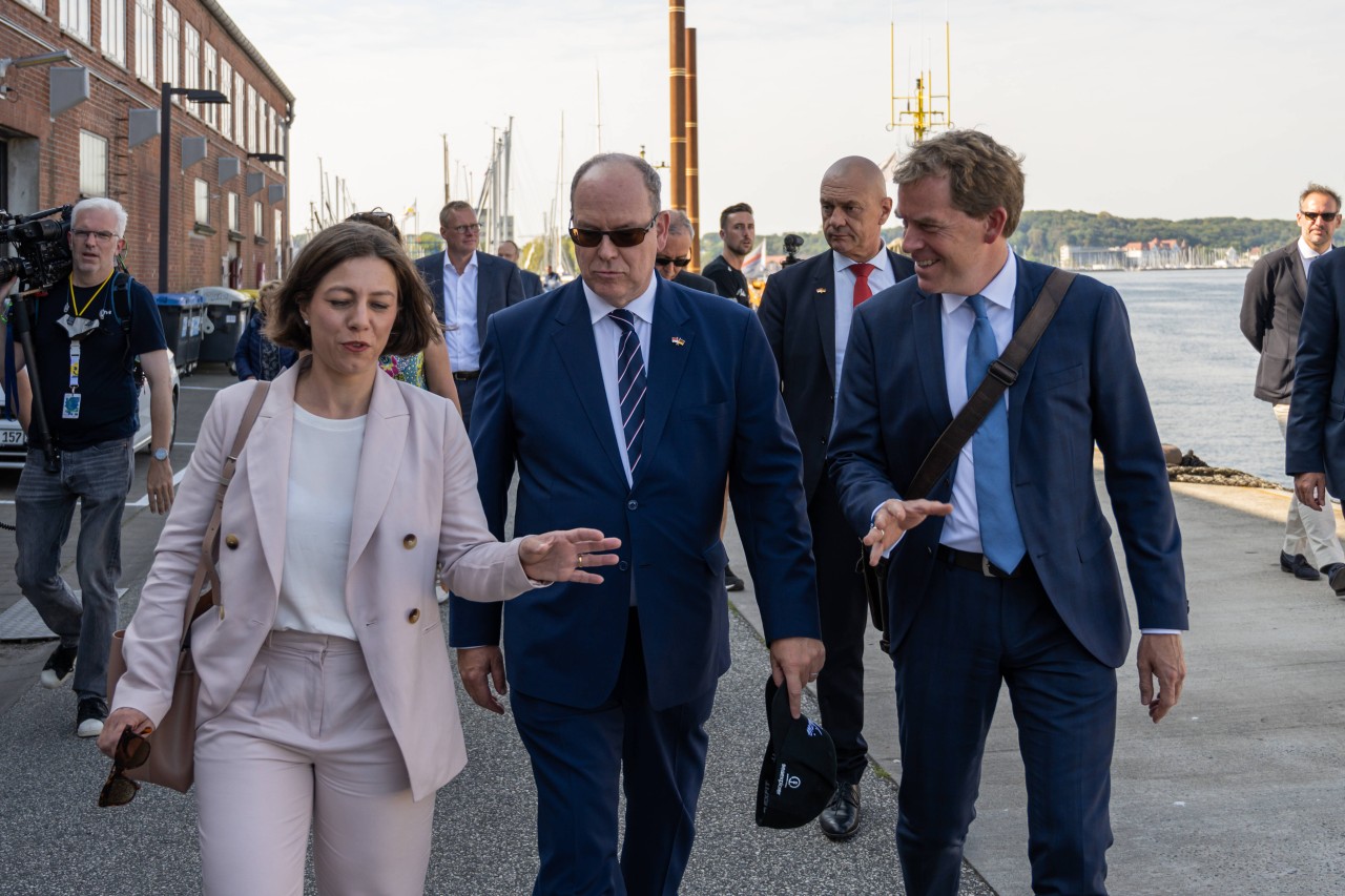 Karin Prien in Kiel auf der Kieler Woche