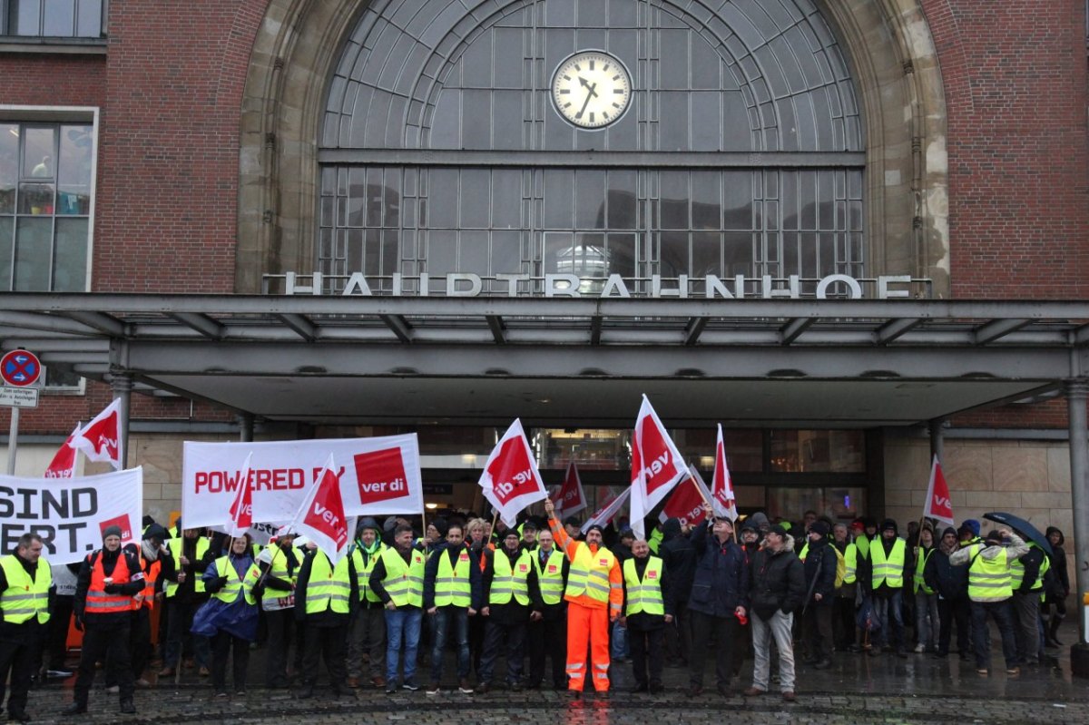 Lübeck Kiel Streik.jpg