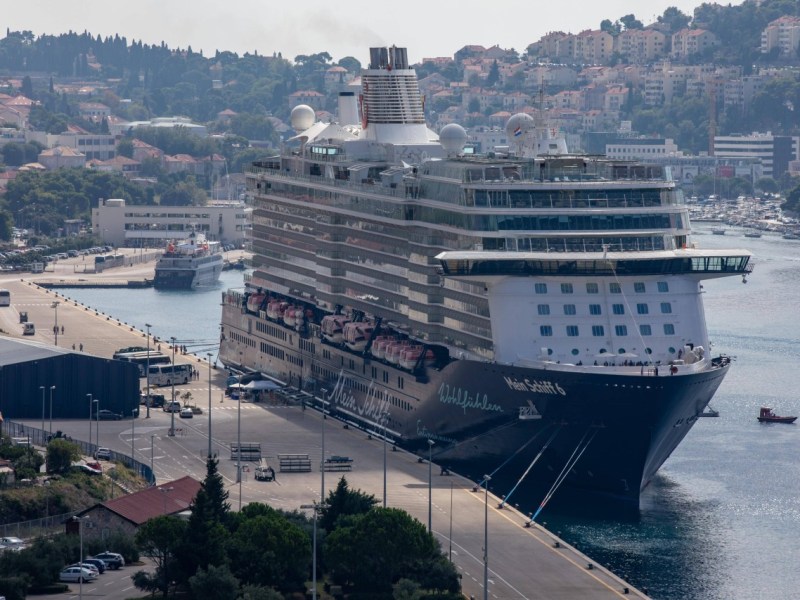 Eine Familie war vor der Reise auf der „Mein Schiff 6“ skeptisch, doch das Ende war ganz anders.