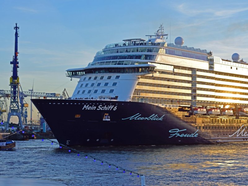 Mein Schiff.jpg