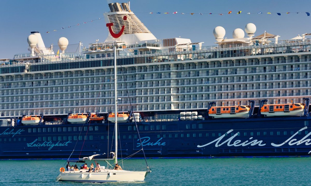 Mein Schiff 5 Kreuzfahrt Passagier Erlebnis.jpg