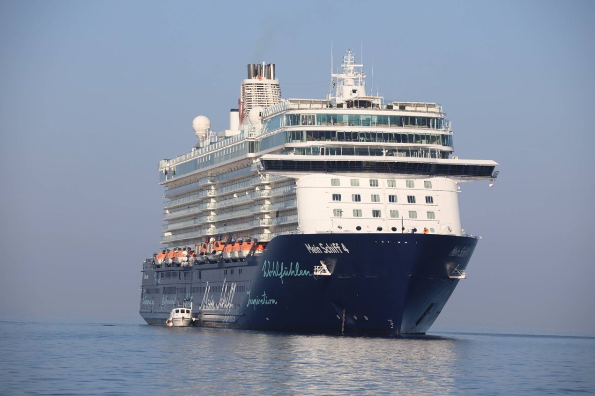 Mein Schiff.jpg