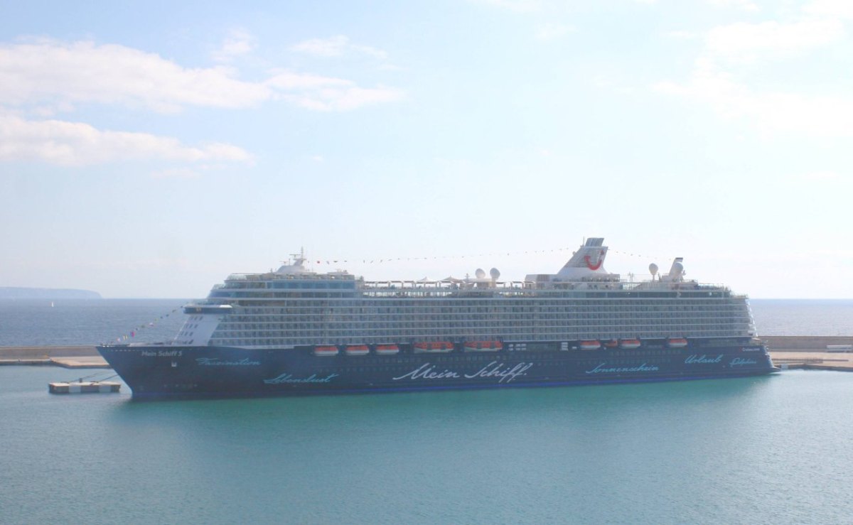 Mein Schiff.jpg