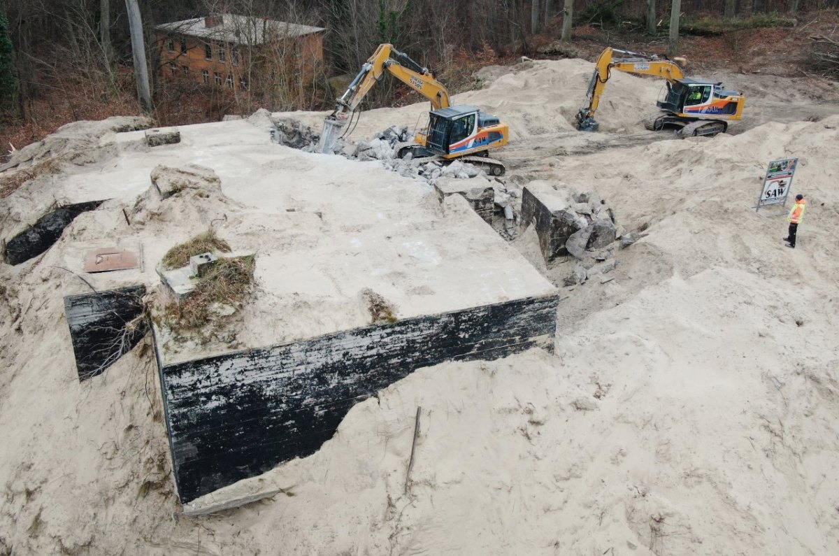 Rügen Sellin Steilküste Abbruch Hang Unwetter Bunker Mecklenburg-Vorpommern