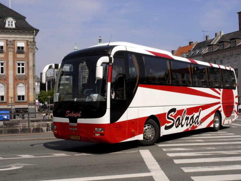 Schleswig-Holstein-Bus.jpg
