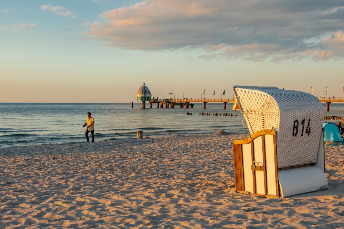 Strand Rügen_IMAGO Shotshop.jpg