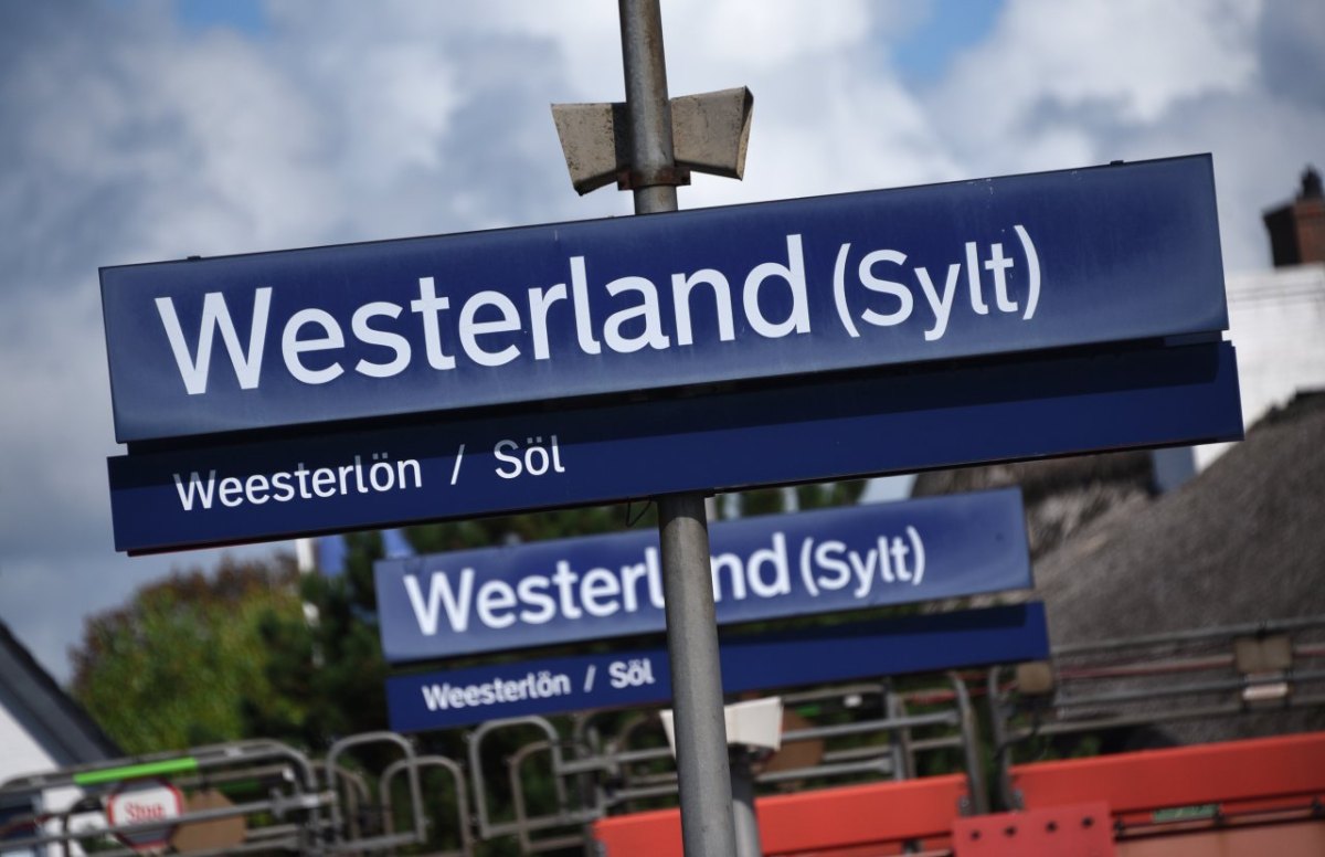 Sylt Bahn Marschbahn DB Regio Schleswig-Holstein Pendler Bürgermeister Offener Brief Kiel Deutsche Bahn