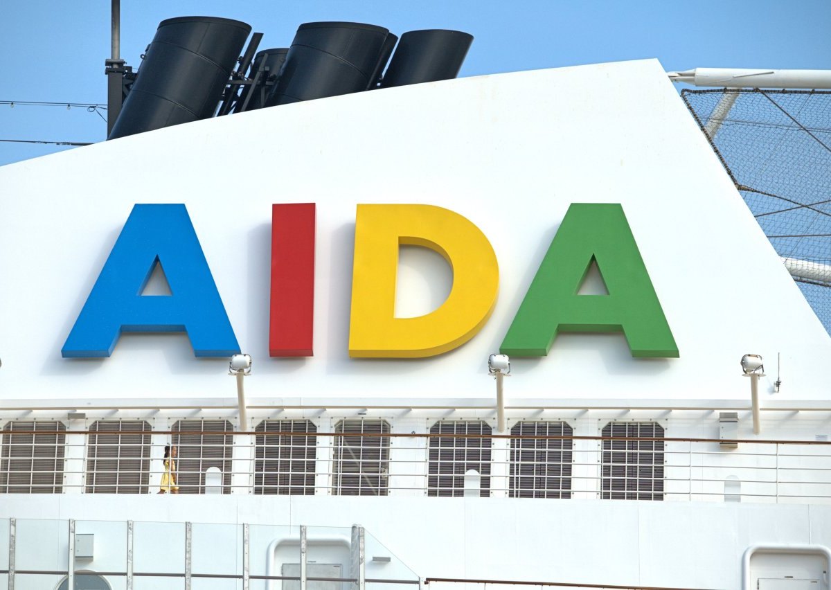 Aida Kreuzfahrt Cosma Silvester Hamburg Gran Canaria Reisen Kanaren Mallorca Barcelona Meyer Werft