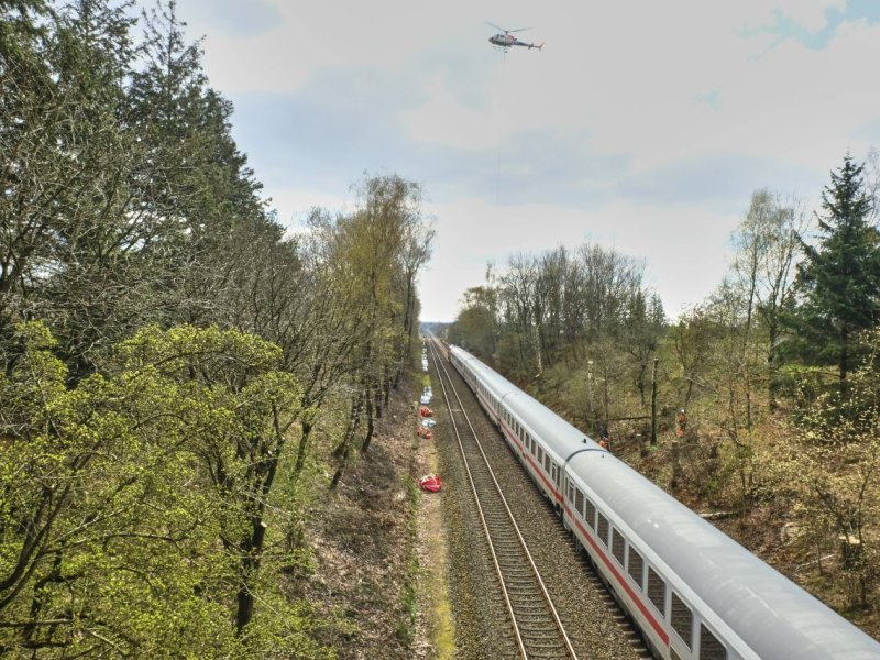 Bahnstrecke Hamburg – Westerland in Schleswig-Holstein.jpg