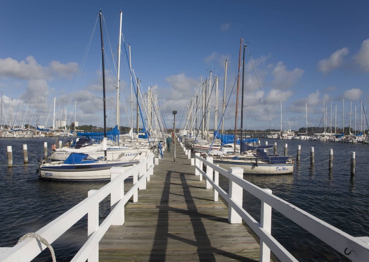 Fehmarn Attraktion Burgtiefe Leuchtturm.jpg