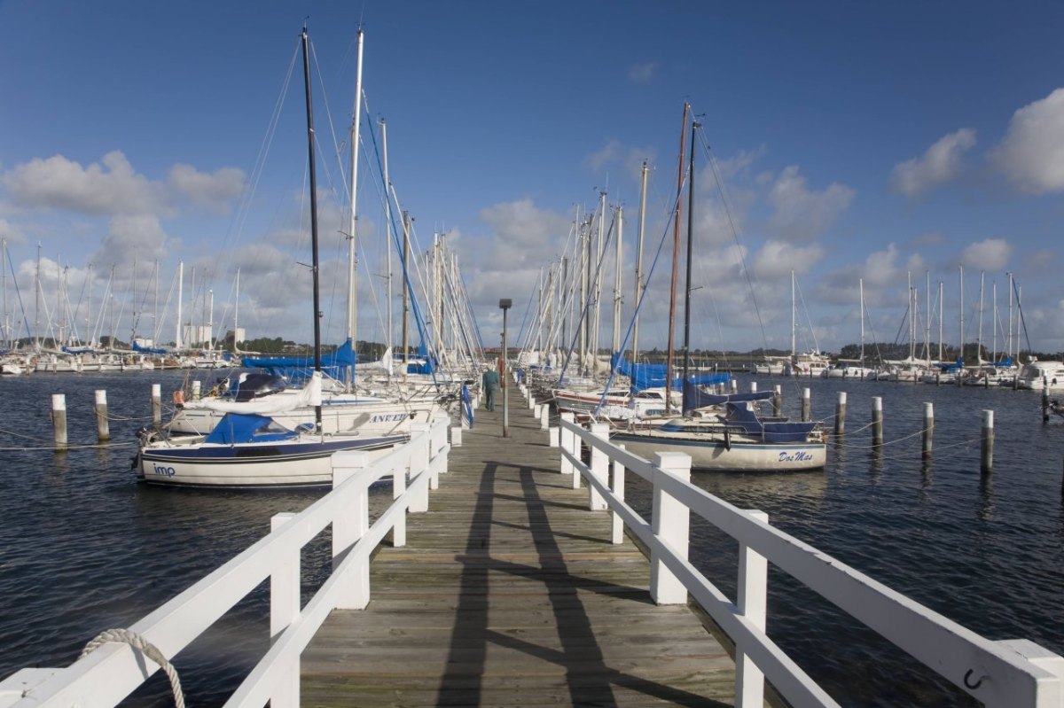 Fehmarn Attraktion Burgtiefe Leuchtturm.jpg