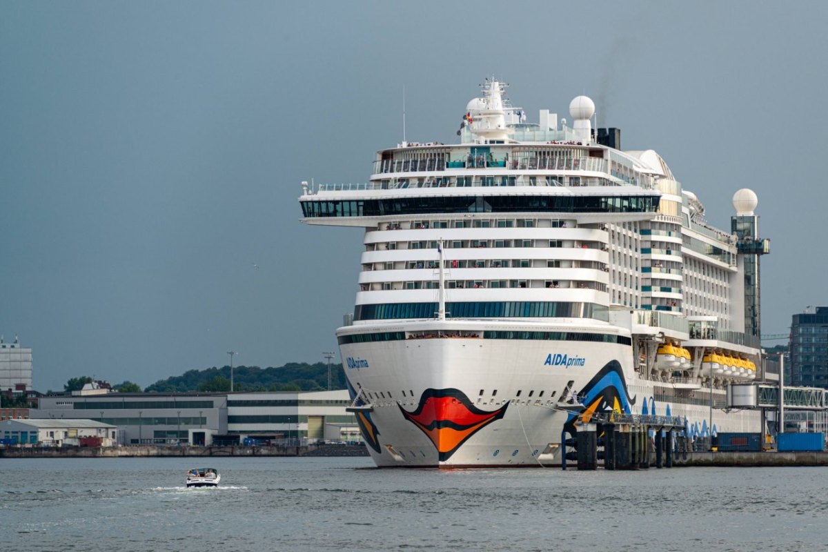 Hamburg-Aida-Kreuzfahrt.jpg