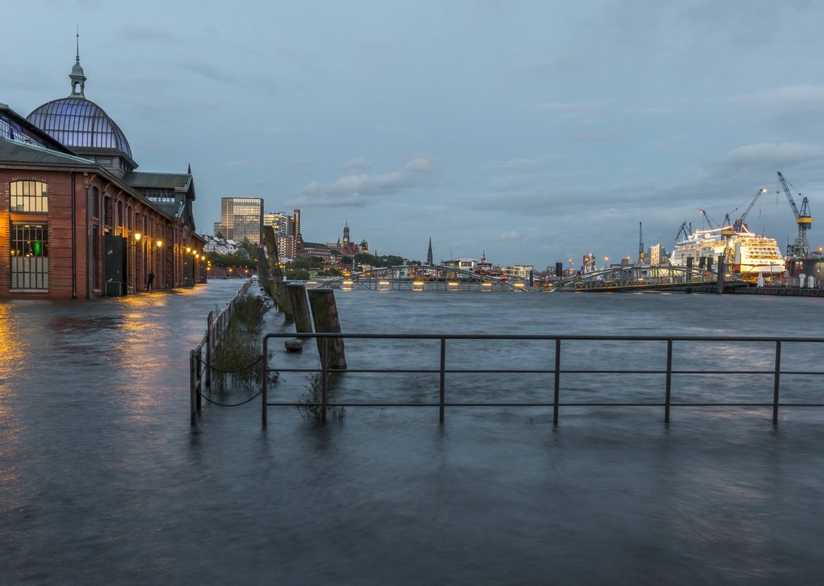 Hamburg Sturmflut.jpg