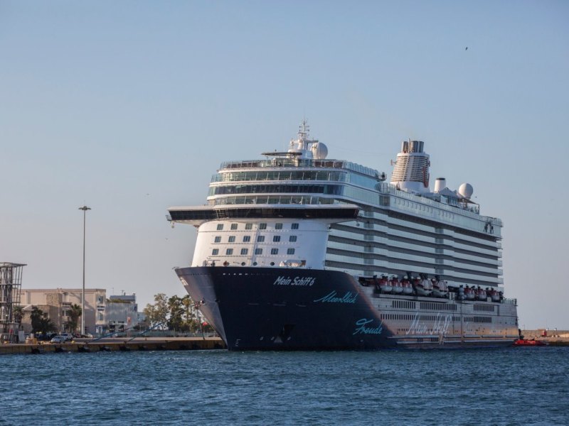 Mein Schiff.jpg