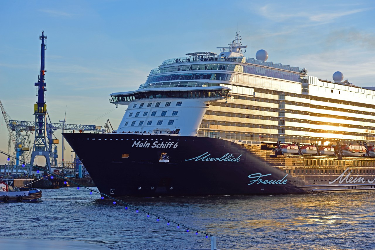 Wer mit der „Mein Schiff“ unterwegs ist, kann sensationelle Aussichten genießen.