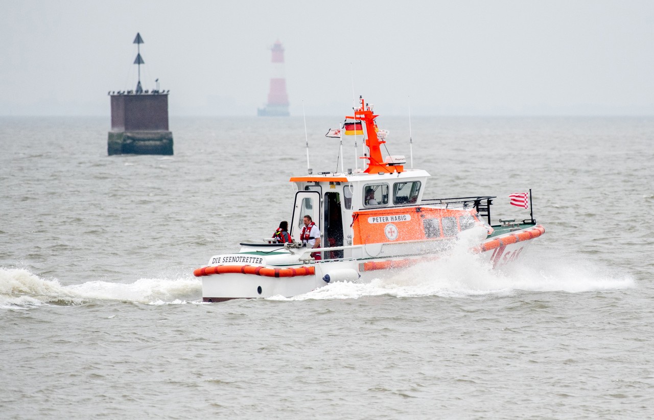 Die Seenotretter im Einsatz in der Nordsee.