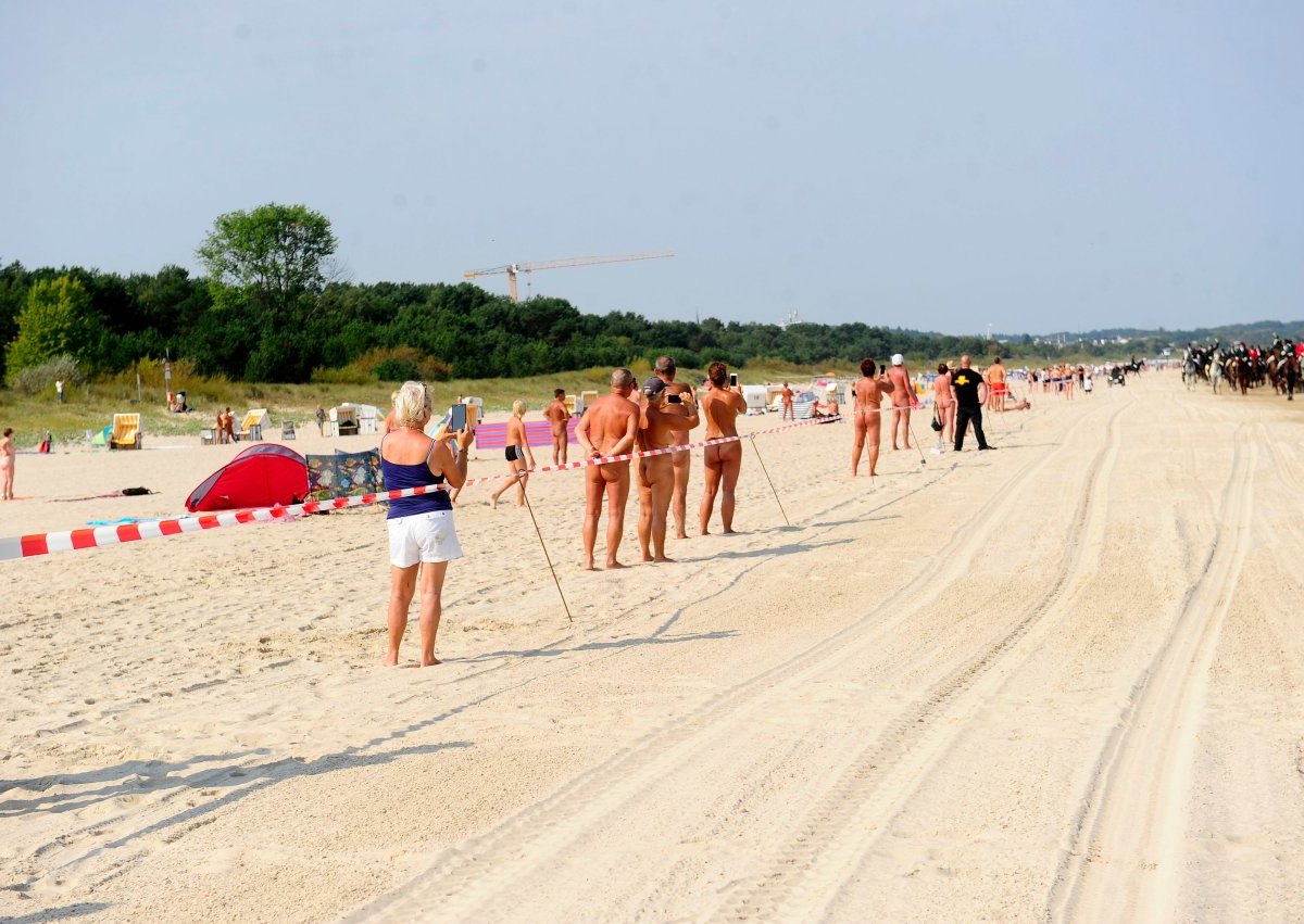 Ostsee Rostock Mecklenburg-Vorpommern Schleswig-Holstein Sylt Borkum Norderney Helgoland FKK
