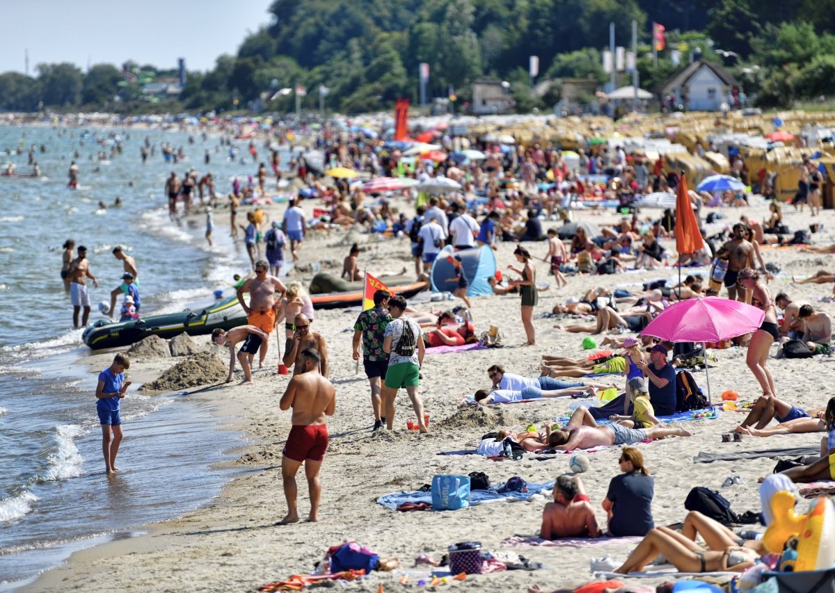 Strand Ostsee.jpg