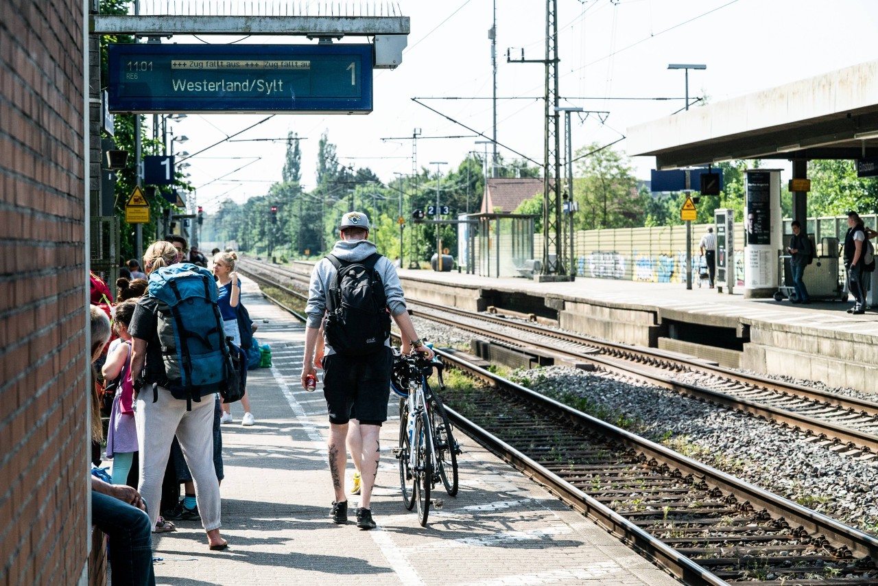 Eine Reise nach Sylt mit dem Zug kostet teilweise viel Zeit – und viele Nerven.