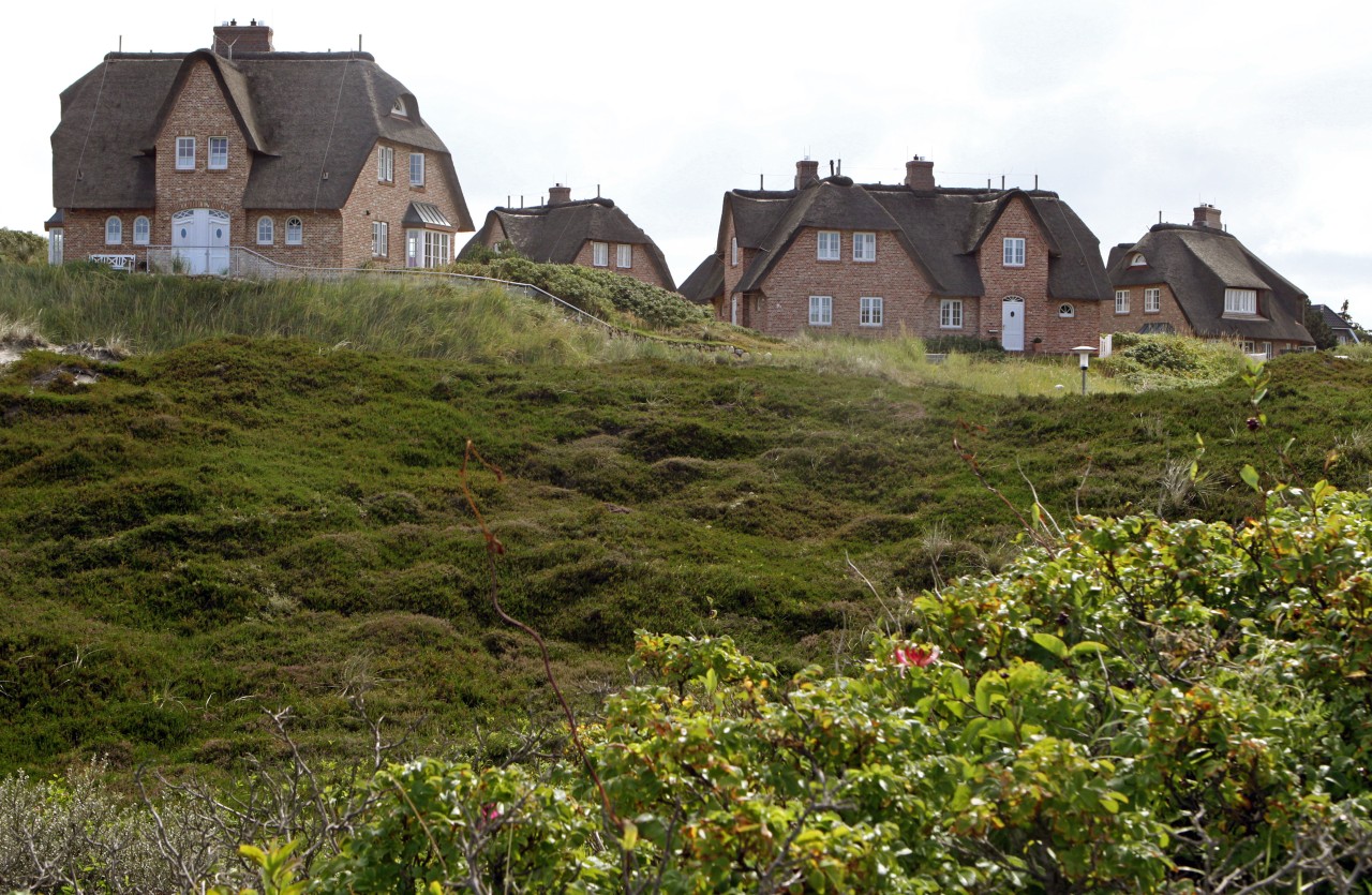 Aufgrund der reetgedeckten Häuser ist privates Feuerwerk auf Sylt verboten.