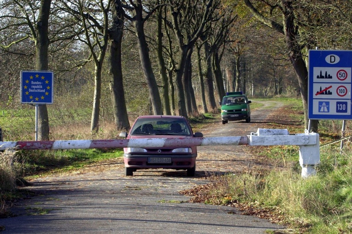 Usedom Grenze Polen.jpg