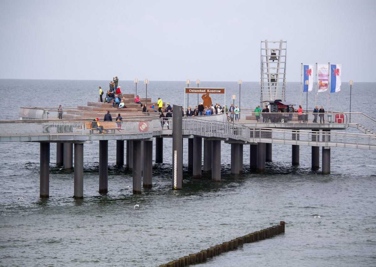 Usedom Koserow SeebrÃ¼cke Heringsdorf Strandkorb Ostsee