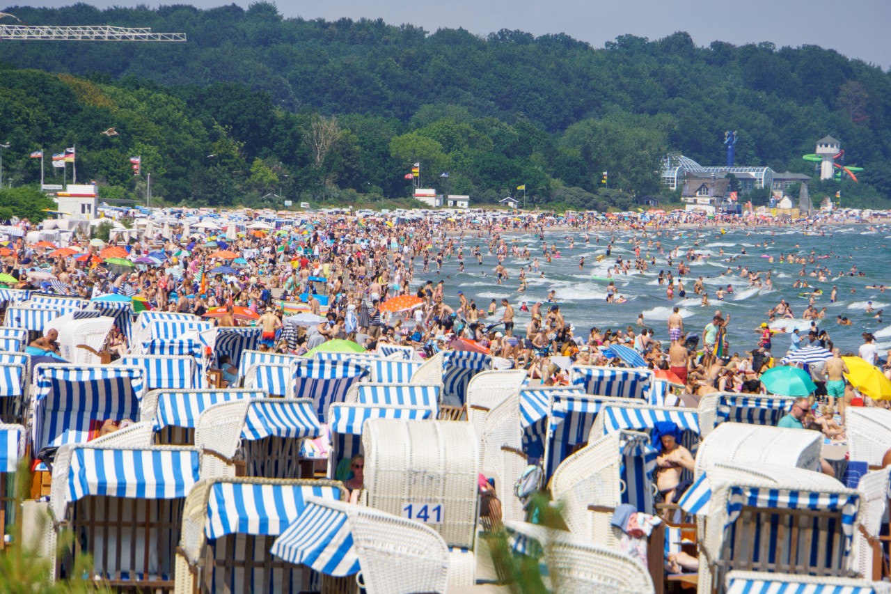 Ja, doch, die Lübecker Bucht (hier Niendorf) ist beliebt bei Urlaubern, kann man nicht anders sagen...