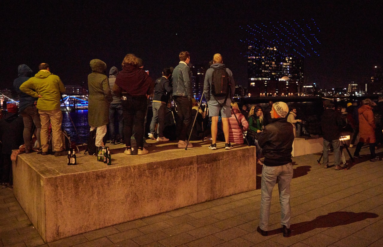 Beobachter wollen vielsagenden Entdeckungen gemacht haben: Ging rund um die Elbphilharmonie Hamburg alles mit rechten Dingen zu?