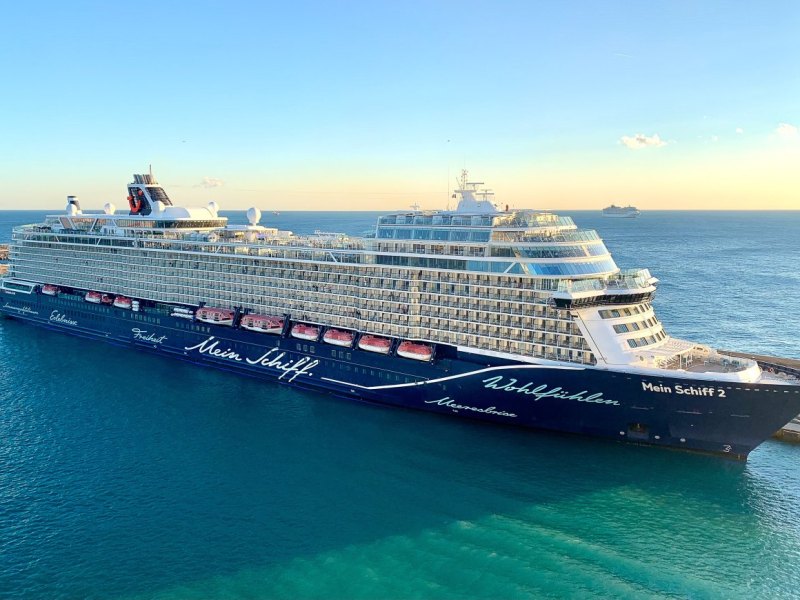 Mein Schiff.jpg