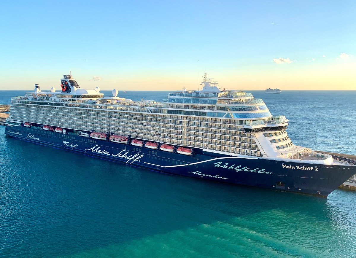 Mein Schiff.jpg