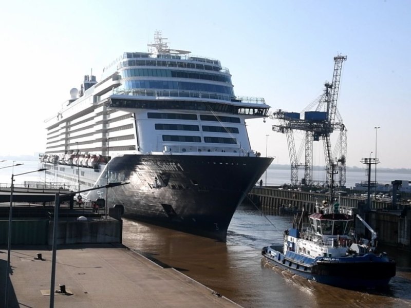 Mein Schiff.jpg