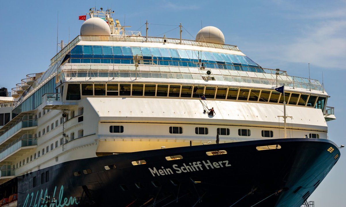 Mein Schiff.jpg