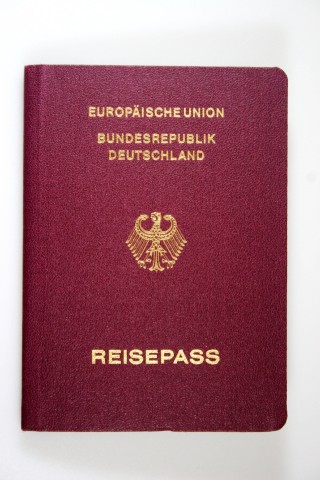 Ein deutscher Reisepass.